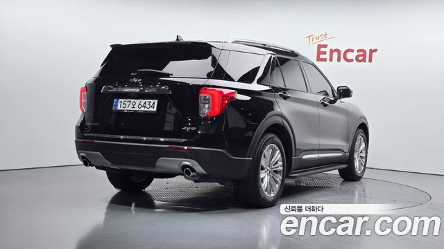 Ford Explorer 2.3 LimIted 4WD — пробег 13 405 км — фото 2 из 5