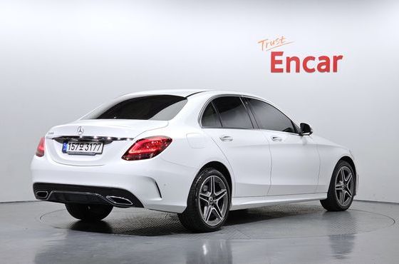 Mercedes-Benz C-Class C200 AMG Line — пробег 33 260 км — фото 2 из 5