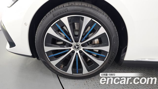 Mercedes-Benz EQE из Кореи Encar