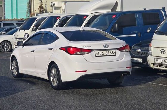Hyundai AVANTE 1.6 GDi Modern Standard — пробег 64 052 км — фото 4 из 5