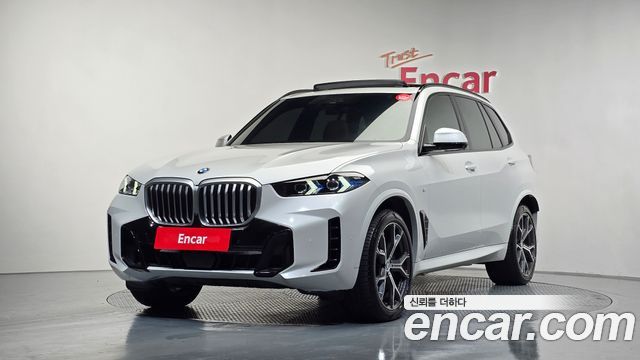 BMW X5 xDrive 40i M Sport — пробег 28 087 км — фото 1 из 5
