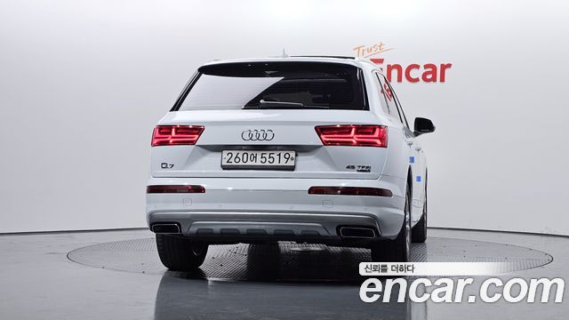 Audi Q7 из Кореи Encar