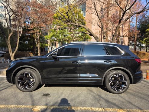 Volkswagen Touareg 3.0 TDI Prestige — пробег 19 км — фото 1 из 5