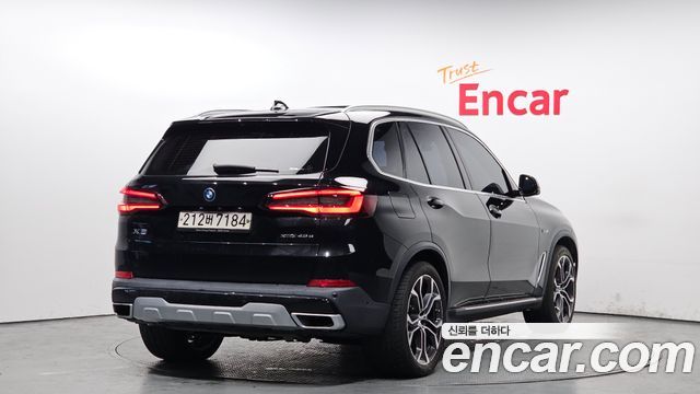 BMW X5 xDrive 45e xLine — пробег 89 455 км — фото 2 из 5