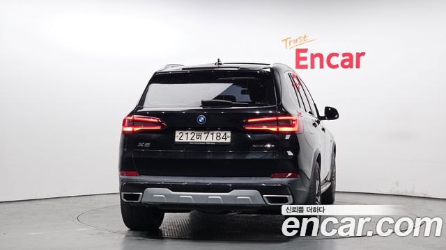 BMW X5 xDrive 45e xLine — пробег 89 455 км — фото 4 из 5