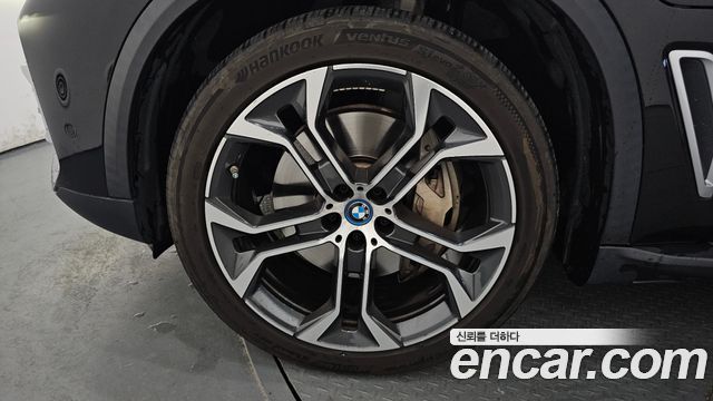 BMW X5 xDrive 45e xLine — пробег 89 455 км — фото 5 из 5
