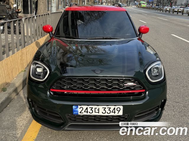 Mini Countryman Classic Plus Launch Pack 2nd Gen — пробег 67 000 км — фото 1 из 5