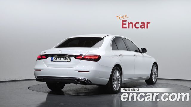 Mercedes-Benz E-Class из Кореи Encar