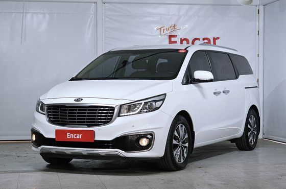 Kia Carnival 9-seater Luxury — пробег 197 572 км — фото 1 из 5