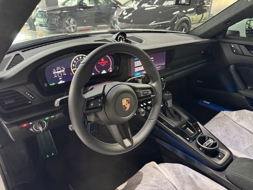 Porsche 911 GT3 — пробег 27 км — фото 4 из 5