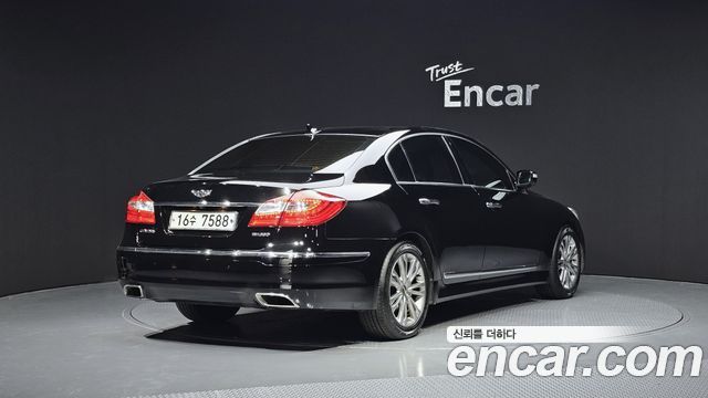 Hyundai Genesis из Кореи Encar