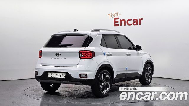 Hyundai Venue из Кореи Encar