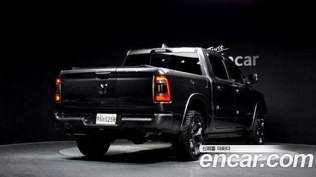 Dodge Ram Pick Up 5.7 — пробег 93 631 км — фото 2 из 5