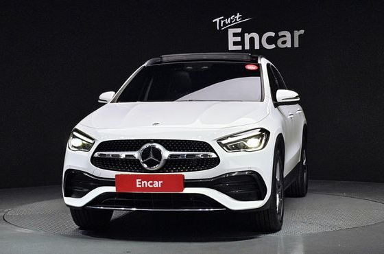 Mercedes-Benz GLA-Class GLA250 4MATIC — пробег 20 582 км — фото 3 из 5