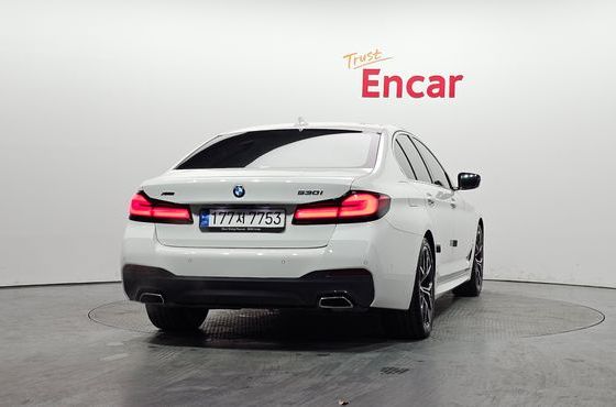 BMW 5-Series 530i xDrive M Sport Package — пробег 51 760 км — фото 4 из 5