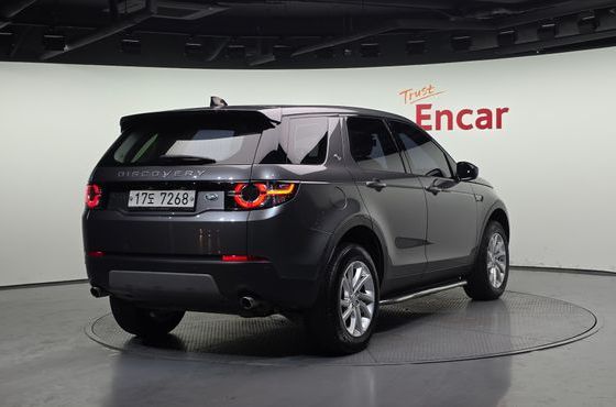 Land Rover Discovery Sport 2.0 TD4 SE (150PS) — пробег 142 721 км — фото 2 из 5