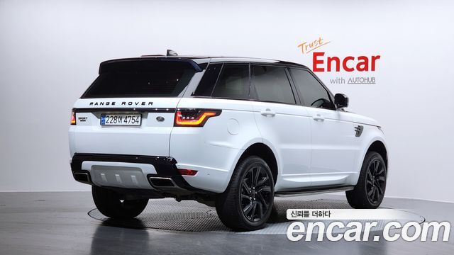 Land Rover Range Rover Sport 3.0 SDV6 HSE Dynamic — пробег 86 845 км — фото 2 из 5