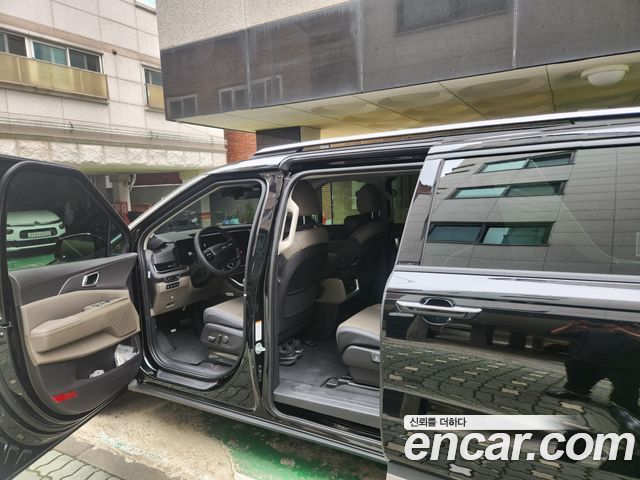 Kia Carnival Gasoline 9-Seater Noblesse — пробег 6 560 км — фото 5 из 5
