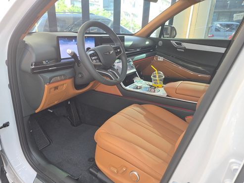Genesis GV80 2.5T Gasoline AWD — пробег 4 200 км — фото 1 из 5