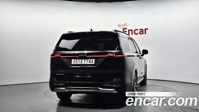 Kia Carnival 7-Seater Signature — пробег 103 856 км — фото 4 из 5