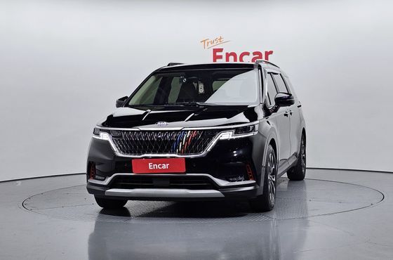 Kia Carnival 9-Seater Prestige — пробег 53 030 км — фото 3 из 5