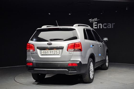 Kia Sorento Diesel 2.0 2WD TLX High-Deluxe — пробег 168 701 км — фото 4 из 5