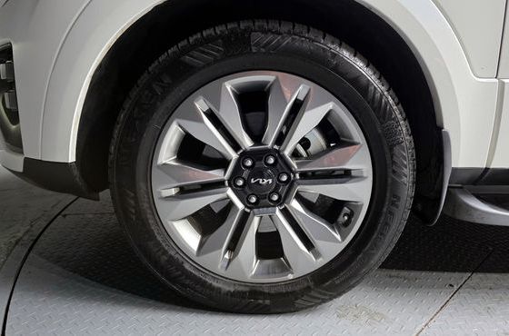 Kia Mohave Diesel 3.0 4WD 6-Seater Masters — пробег 50 100 км — фото 5 из 5