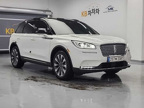Lincoln Corsair 2.0 Reserve AWD — пробег 65 777 км — фото 2 из 5