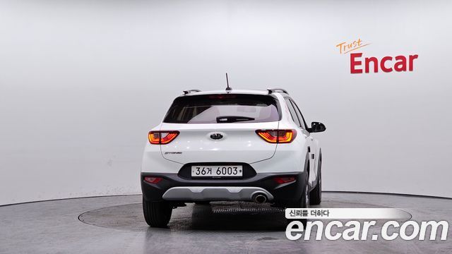 Kia Stonic Diesel 1.6 Trendy — пробег 118 759 км — фото 4 из 5