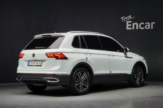Volkswagen Tiguan 2.0 TDI Prestige — пробег 32 660 км — фото 2 из 5