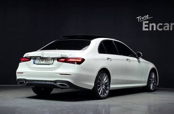 Mercedes-Benz E-Class E350 4MATIC AMG Line — пробег 17 977 км — фото 2 из 5