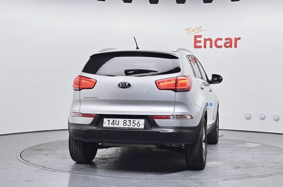 Kia Sportage Diesel 2WD Prestige — пробег 142 680 км — фото 4 из 5