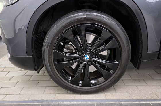 BMW X1 xDrive 20i Advantage — пробег 49 822 км — фото 5 из 5