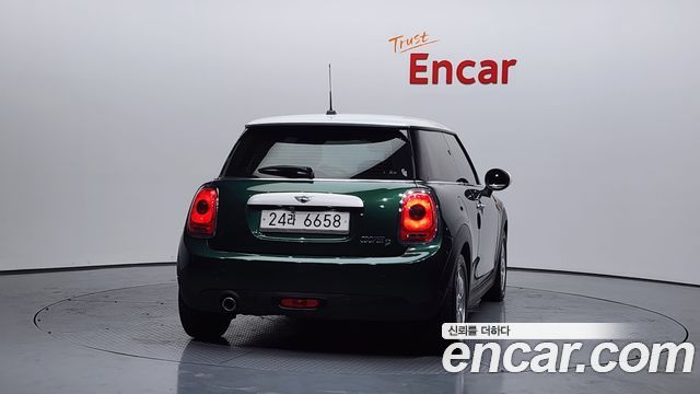 Mini Cooper Standard 3rd — пробег 110 250 км — фото 4 из 5