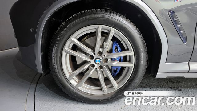 BMW X4 xDrive20i M Sport X — пробег 23 792 км — фото 5 из 5