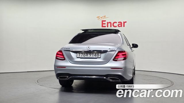 Mercedes-Benz E-Class из Кореи Encar