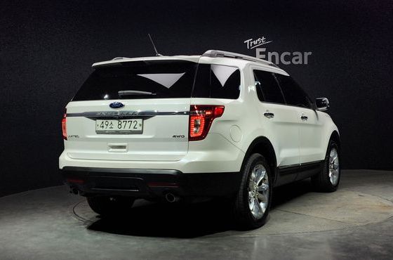 Ford Explorer 3.5 Limited 4WD 5th — пробег 117 059 км — фото 2 из 5