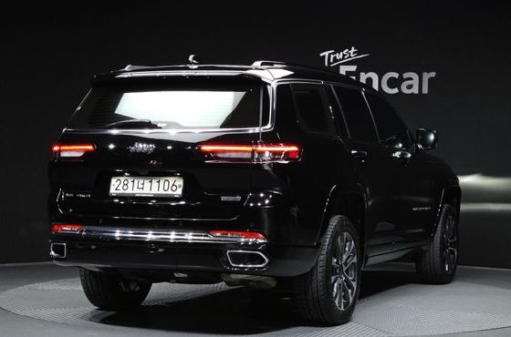 Jeep Cherokee L 3.6 Overland — пробег 40 183 км — фото 2 из 5