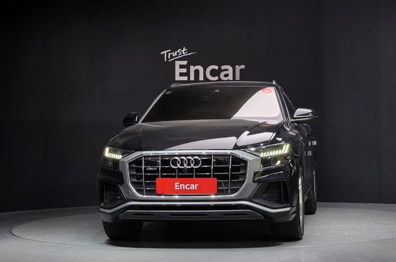 Audi Q8 45 TDI Quattro Premium — пробег 105 023 км — фото 3 из 5