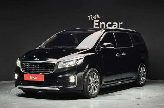 Kia Carnival 7-Seater Limousine President — пробег 204 307 км — фото 1 из 5
