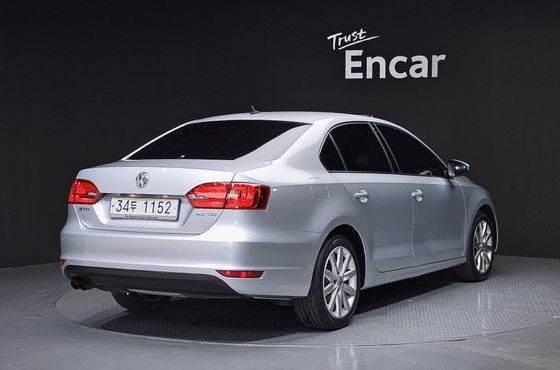 Volkswagen Jetta 2.0 TDI 6th — пробег 106 638 км — фото 2 из 5