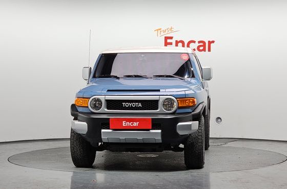 Toyota FJ Cruiser 4WD V6 — пробег 260 912 км — фото 3 из 5
