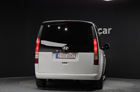 Hyundai Staria Tourer 9-Seater Modern — пробег 1 170 км — фото 4 из 5