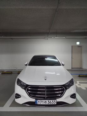 Mercedes-Benz E-Class E350e 4MATIC — пробег 14 000 км — фото 3 из 5
