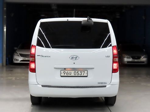 Hyundai Starex 3-Seater VAN CVX Deluxe — пробег 329 234 км — фото 3 из 5