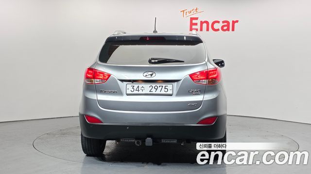 Hyundai Tucson Diesel 4WD LX20 Premier — пробег 184 763 км — фото 4 из 5