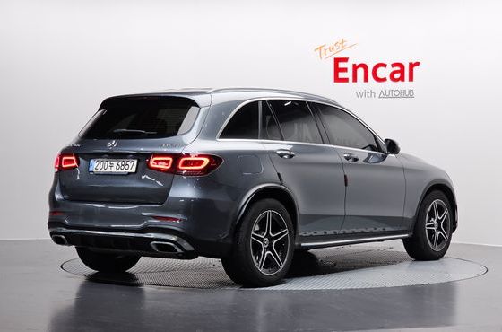 Mercedes-Benz GLC-Class GLC300 4MATIC — пробег 125 901 км — фото 2 из 5