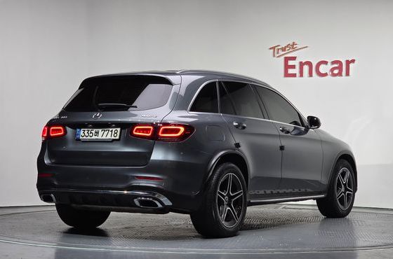 Mercedes-Benz GLC-Class GLC300 4MATIC Premium — пробег 112 565 км — фото 2 из 5