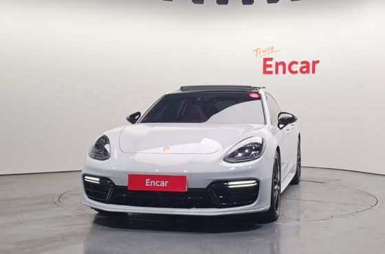 Porsche Panamera 4.0 GTS — пробег 36 719 км — фото 3 из 5