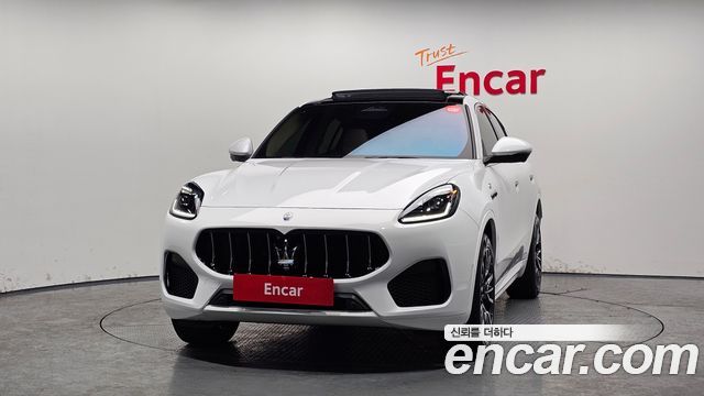 Maserati Grecale из Кореи Encar